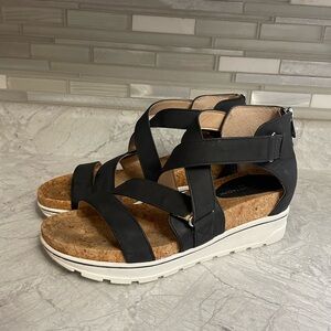 Adrienne Vittadini Black and Tan Strappy Sandals